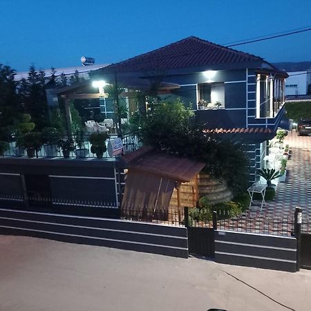 Vlorë Villa Heljos Apartaments מראה חיצוני תמונה