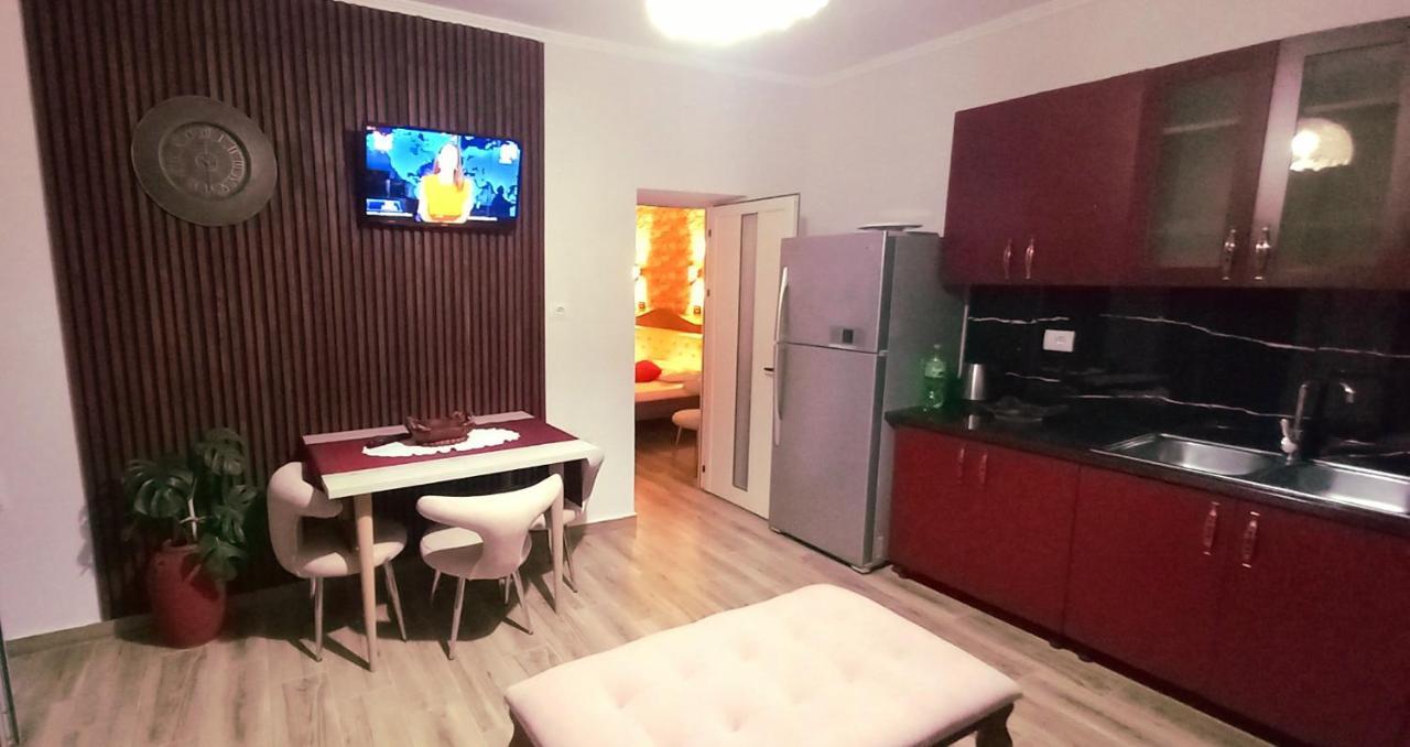 Vlorë Villa Heljos Apartaments מראה חיצוני תמונה