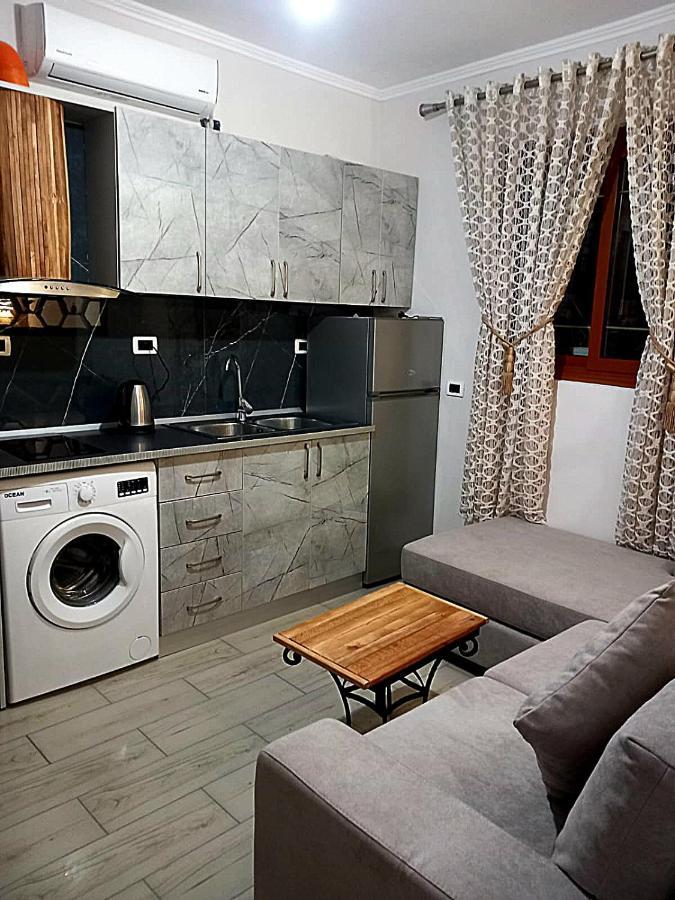 Vlorë Villa Heljos Apartaments מראה חיצוני תמונה