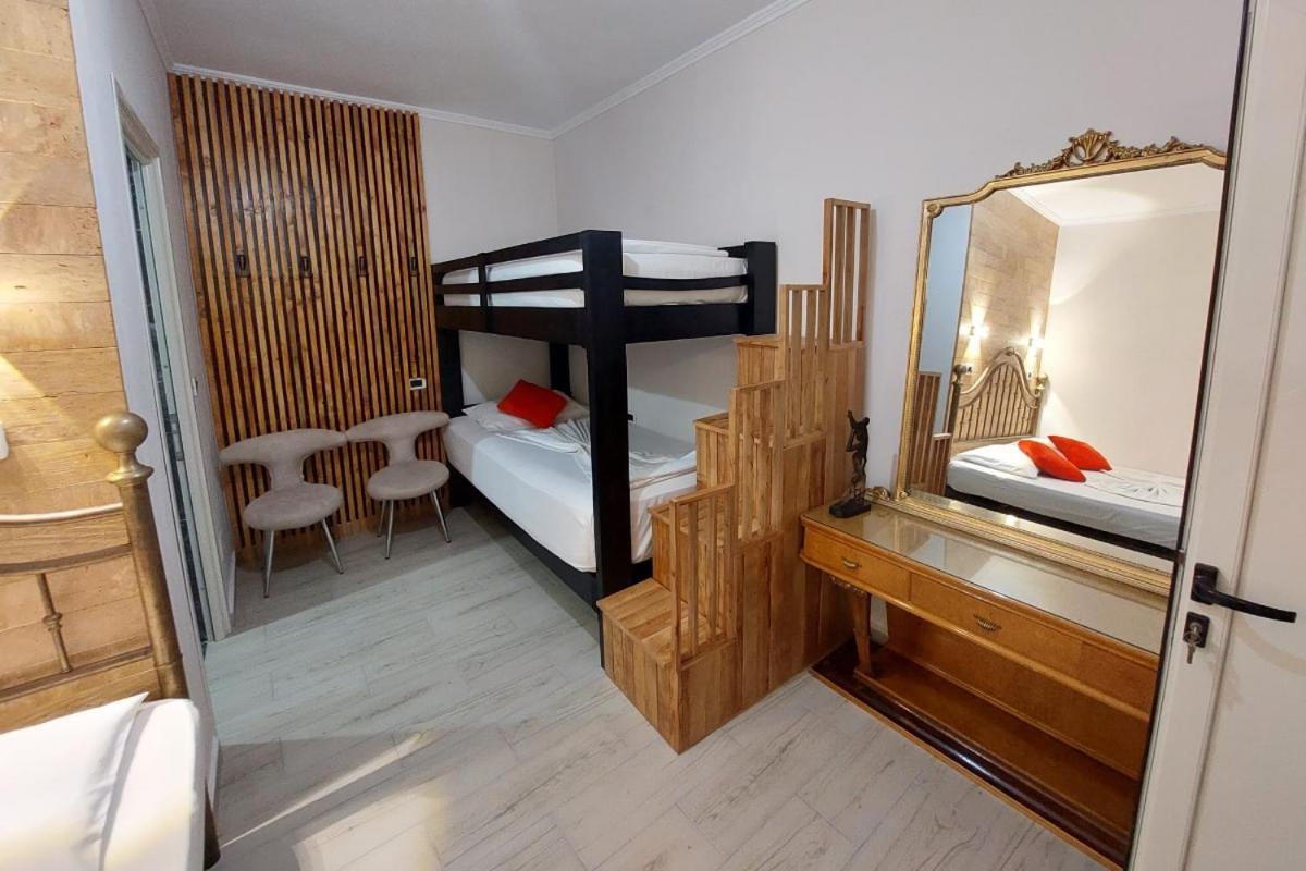 Vlorë Villa Heljos Apartaments מראה חיצוני תמונה
