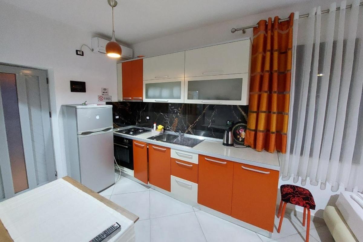 Vlorë Villa Heljos Apartaments מראה חיצוני תמונה
