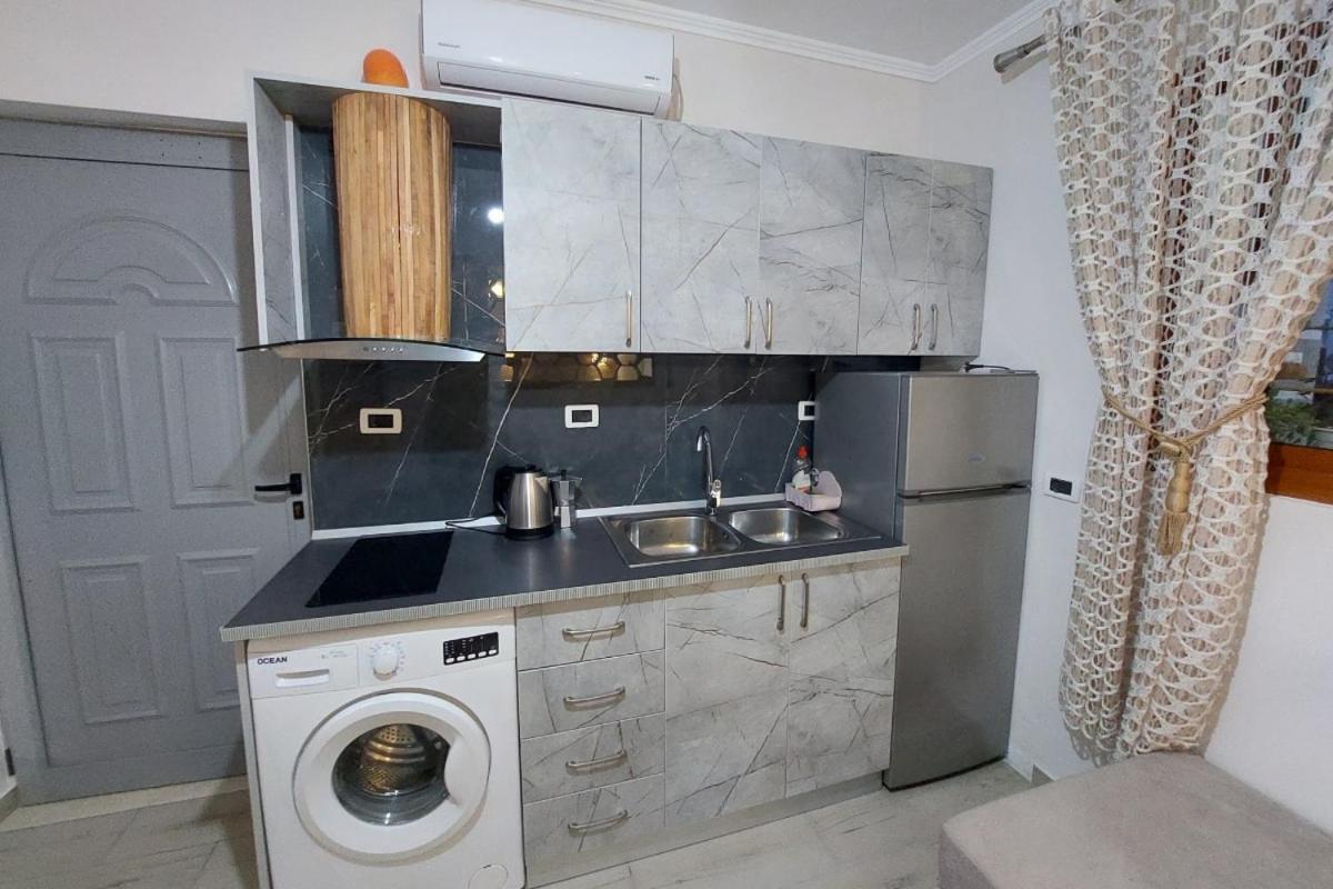 Vlorë Villa Heljos Apartaments מראה חיצוני תמונה