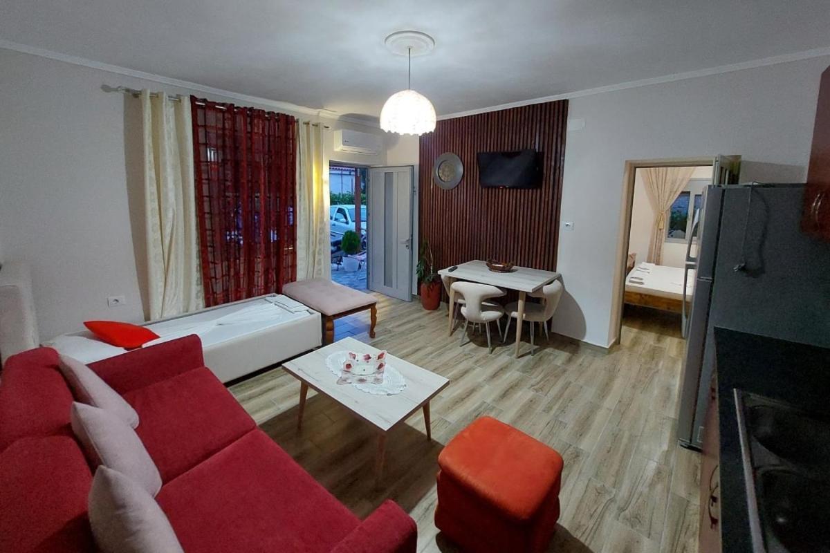 Vlorë Villa Heljos Apartaments מראה חיצוני תמונה