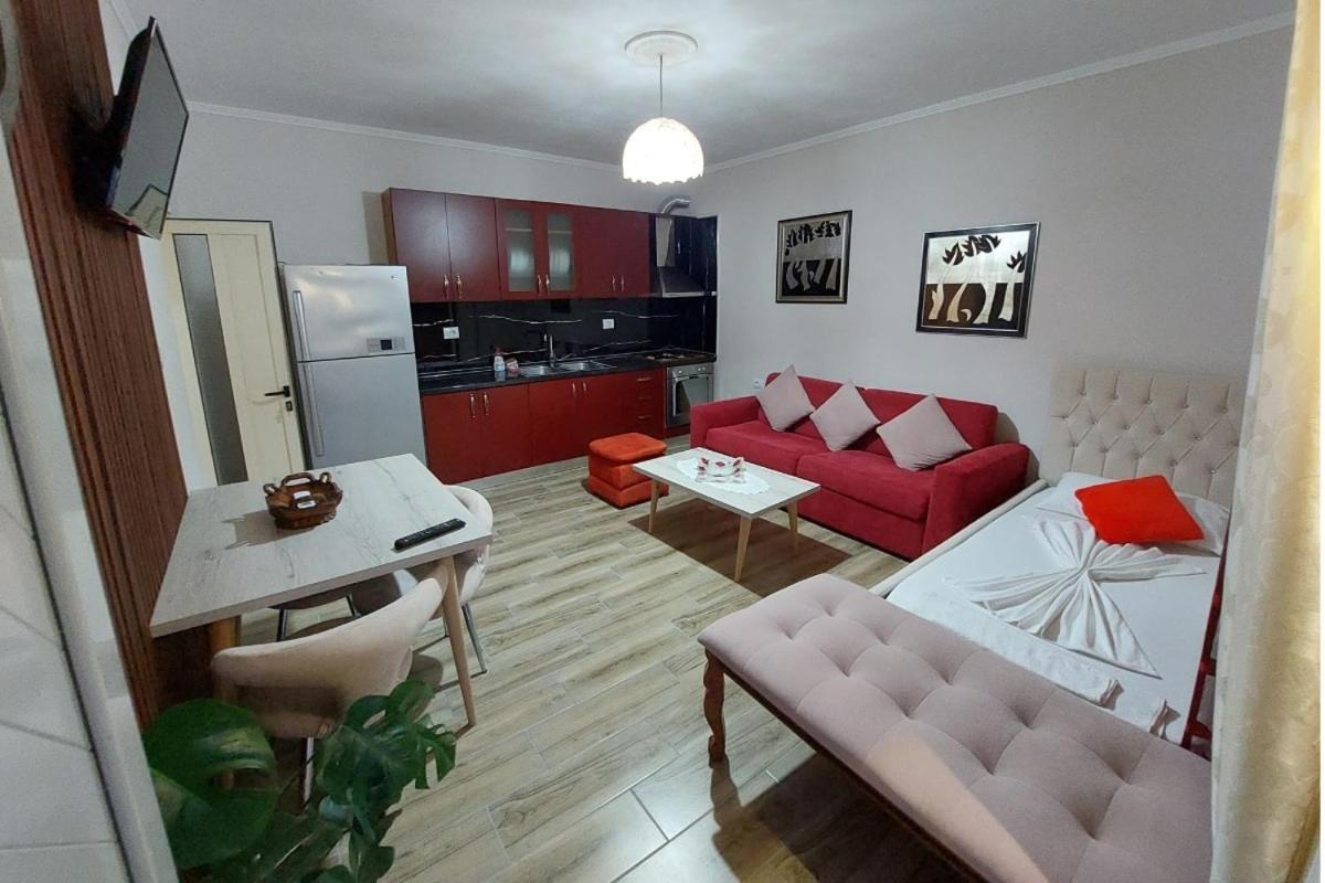 Vlorë Villa Heljos Apartaments מראה חיצוני תמונה