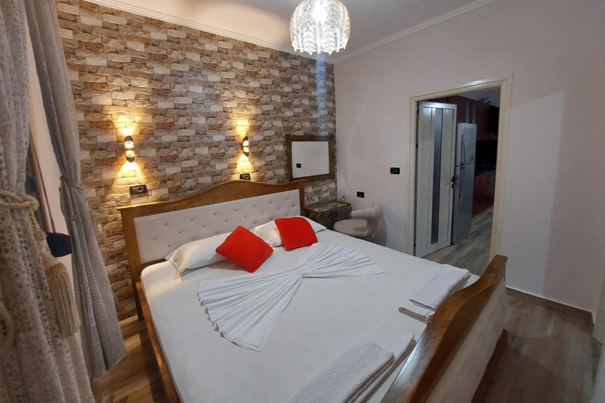 Vlorë Villa Heljos Apartaments מראה חיצוני תמונה