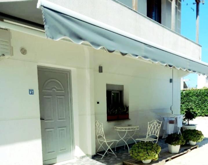 Vlorë Villa Heljos Apartaments מראה חיצוני תמונה