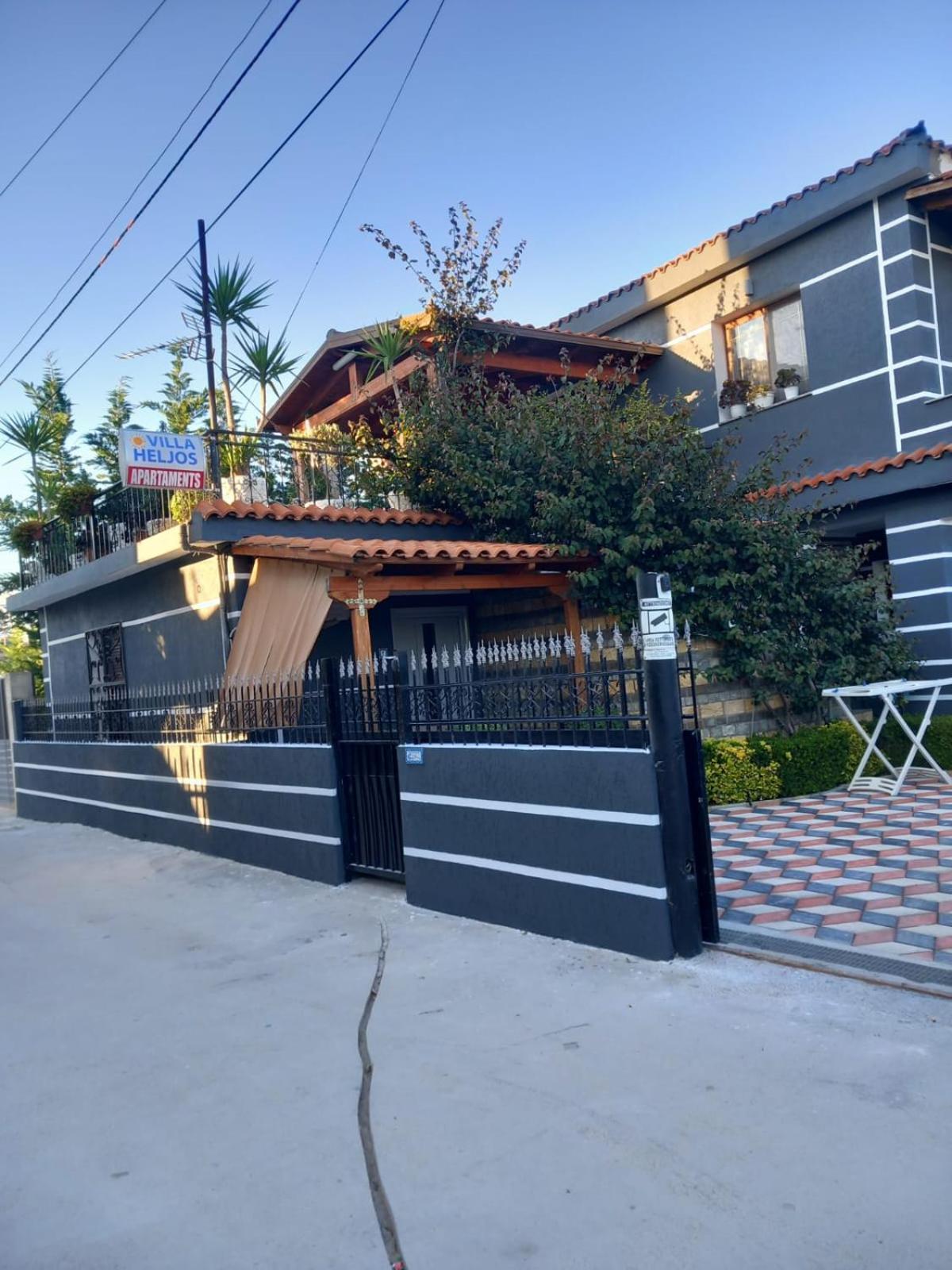 Vlorë Villa Heljos Apartaments מראה חיצוני תמונה