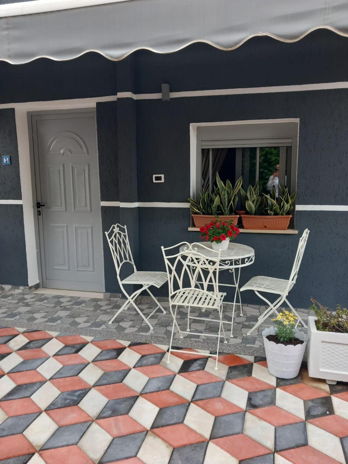 Vlorë Villa Heljos Apartaments מראה חיצוני תמונה